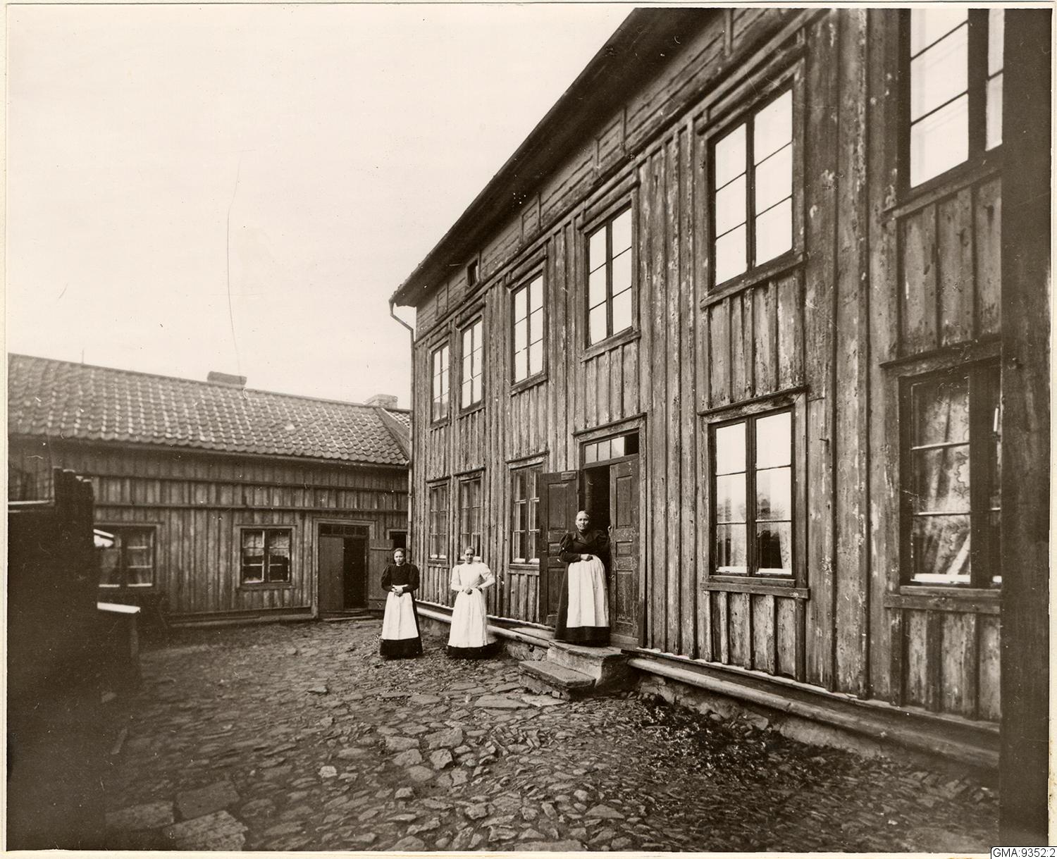 link to gallery